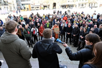 Luxemburg-Stadt / Keine Kehrtwende: Die blau-schwarze Mehrheit hält am Bettelverbot fest