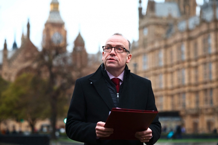 Nordirland / Protestanten geben Blockadehaltung auf, London winkt mit Milliarden