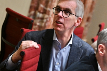 Neues Gutachten / Dieselbe Anwaltskanzlei berät Stadt Luxemburg und Innenministerium in Bettelverbot-Affäre