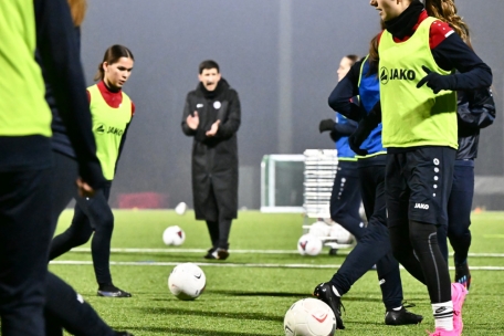 Trainer Georges Elsen bereitet die U19 auf ihr Qualifikationsturnier in Gibraltar vor