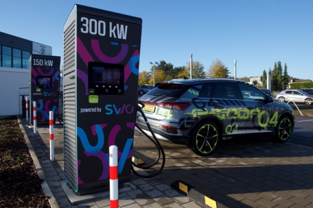 Mobilität / Verbrennerverbot ab 2035 – Sinn oder Unsinn? Chamber debattiert Petition