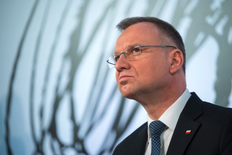 Polen / Präsident Duda stellt sich im Streit um Staatshaushalt klar auf Seite der Opposition