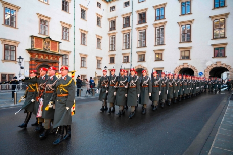 Österreich / An der Neutralität wird nicht gerüttelt – trotz „sehr hohem“ Risiko eines Krieges mit Russland