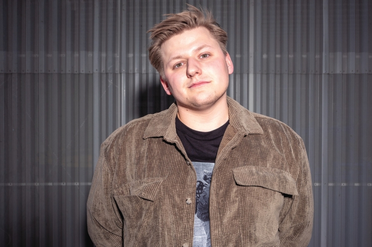 Lust zu lesen / Von wegen anthrazit!: Sebastian Hotz’ hervorragender Roman „Mindset“