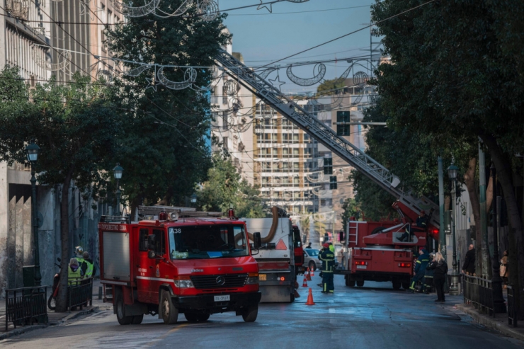 Griechenland / Explosion einer Bombe erschüttert Zentrum von Athen