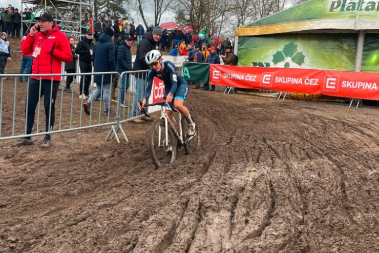 Cyclocross / Enttäuschung in Tabor: Marie Schreiber verpasst WM-Medaille