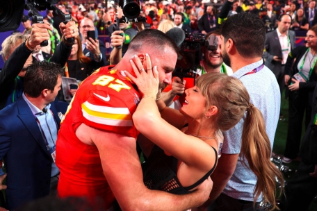 Editorial / Popstars und ihre Macht: absurd und gefährlich