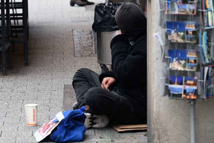 Luxemburg-Stadt / „Manchmal sind wir der Polizei schnurzegal“: Bisher zwei Strafverfahren wegen Bettelverbots eingeleitet