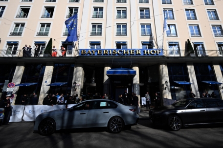 Editorial / Münchner Konferenz zwischen Schock und Ratlosigkeit