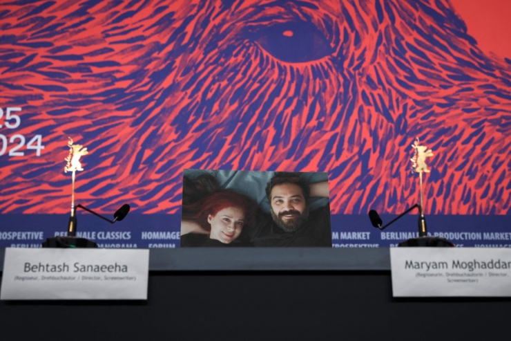 Berlinale / „Le hijab, on ne le porte pas pour dormir!“- „My Favourite Cake“ de Maryam Moghaddam et Behtash Sanaeeha