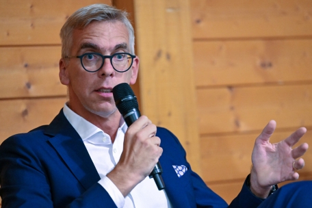 Bettelverbot / Keine konkreten Beweise: Innenminister kann eigene Aussage nicht belegen