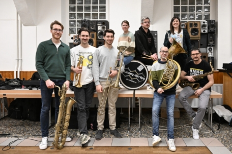 Konzert / Blasmusik in ihrer coolsten Form: „Hunneg-Strëpp“ spielt am Freitag in der Escher Kufa