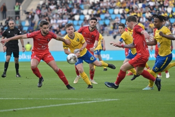 BGL Ligue / Warum Fußballer Tun Held bereits auf mehr als nur einem Standbein steht