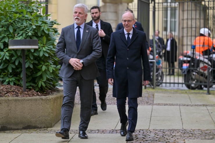 Staatsbesuch aus Tschechien / Kleine und große Deals unter Freunden