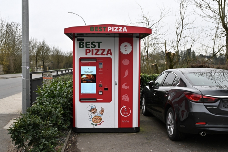 Pizza-Automaten / Der Siegeszug hält an: Momentan fünf Standorte