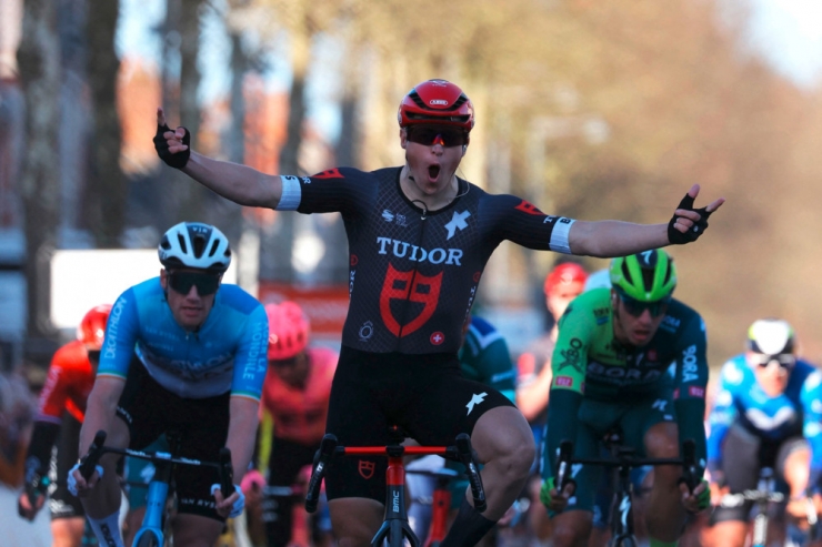 Paris-Nice / Erfolgreicher Tag für Luxemburger Helfer