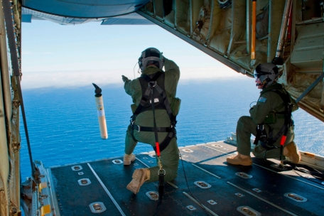 Sowohl eine offizielle, von Australien geleitete Suche als auch eine dreimonatige private Suche wurden in den Jahren nach dem Unglück erfolglos abgebrochen 