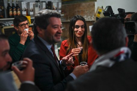 Wahlen / Wie Portugals Rechtspopulisten die Jugend auf TikTok umgarnen