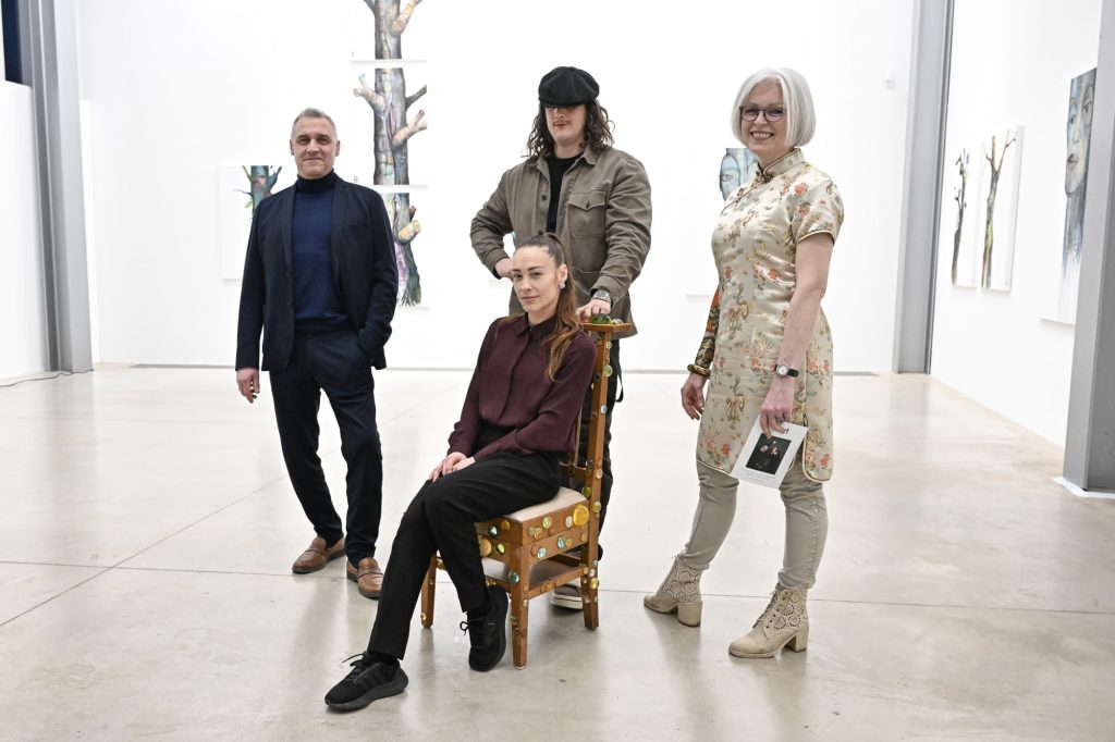 Ausstellung im Schlassgoart / Vier Künstler, vier Techniken, eine Idee