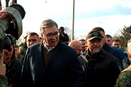 Wahlmanipulation / Serbische Wiederholungstäter – Erneut werden Phantomwähler aus der Provinz nach Belgrad gekarrt