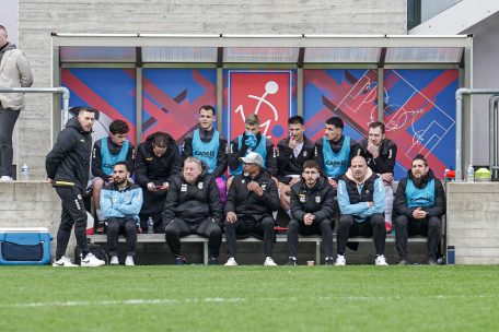 BGL Ligue / Federn, fasten, zittern