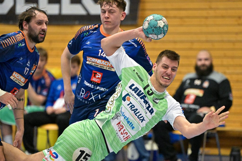 Handball / „Niemanden mehr an Platz eins ranlassen“: Berchem setzt gegen Düdelingen ein Zeichen