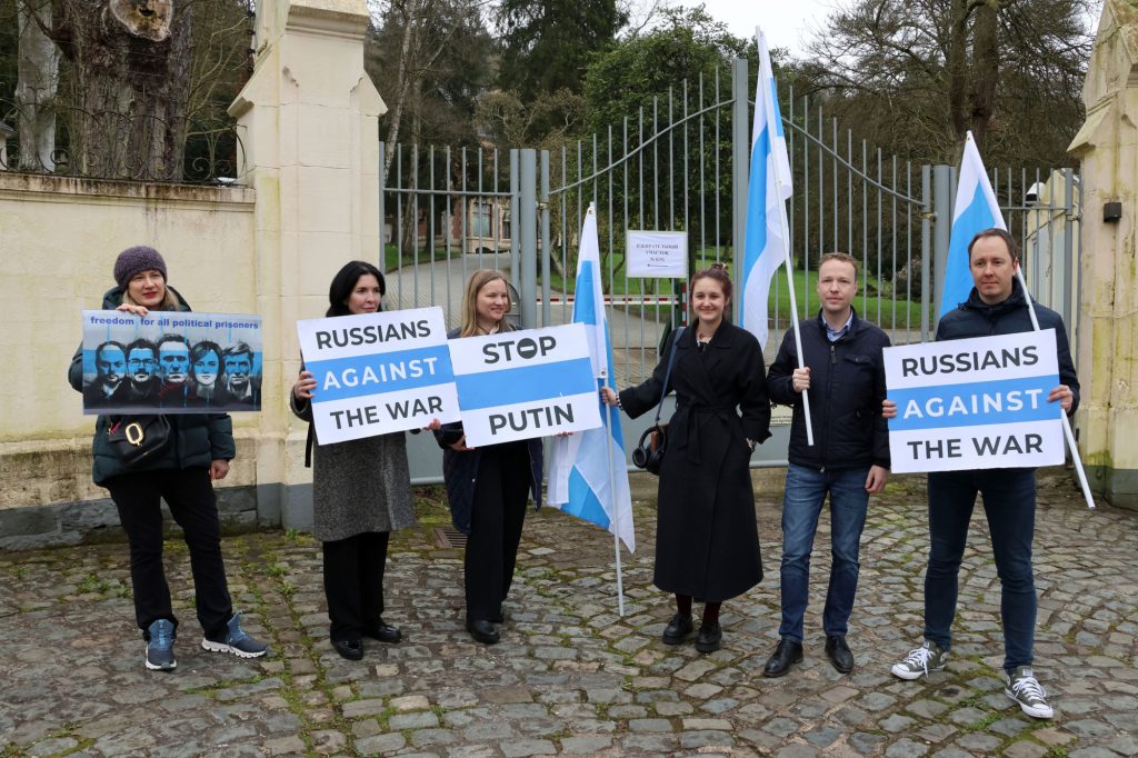 Wahlsonntag in Russland / „Der letzte dünne Faden, bevor ab morgen neue Repressionen kommen“
