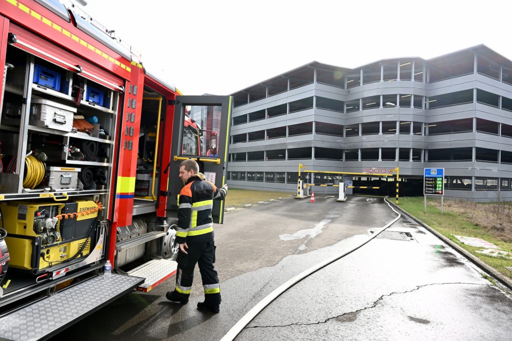 Nach Brand in CFL-Parkhaus / CFL: Erstes Stockwerk „in Kürze wieder teils geöffnet“