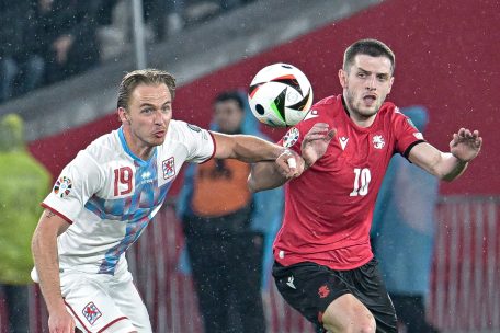 Luxemburg - Kasachstan / Verarbeiten durch siegen