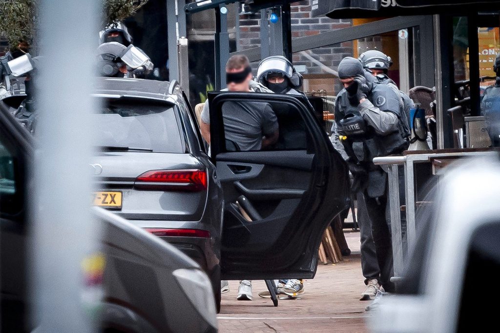 Niederlande / Alle Geiseln in Ede sind frei und Verdächtiger wurde festgenommen