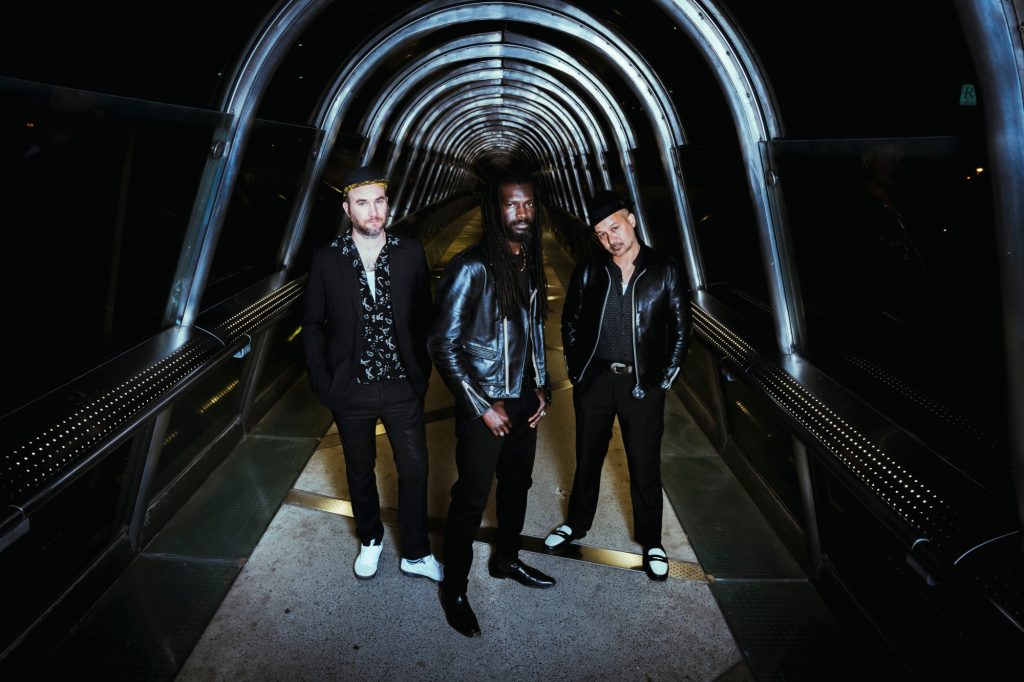 Rock’n’world / Racines et fusions: la pop en wolof de Yassa Blaster