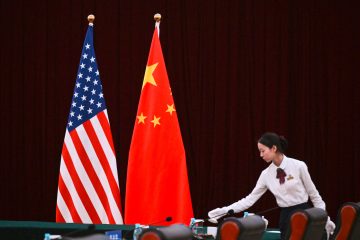 Zeichen der Entspannung / USA und China nehmen Sicherheitsgespräche der Streitkräfte wieder auf