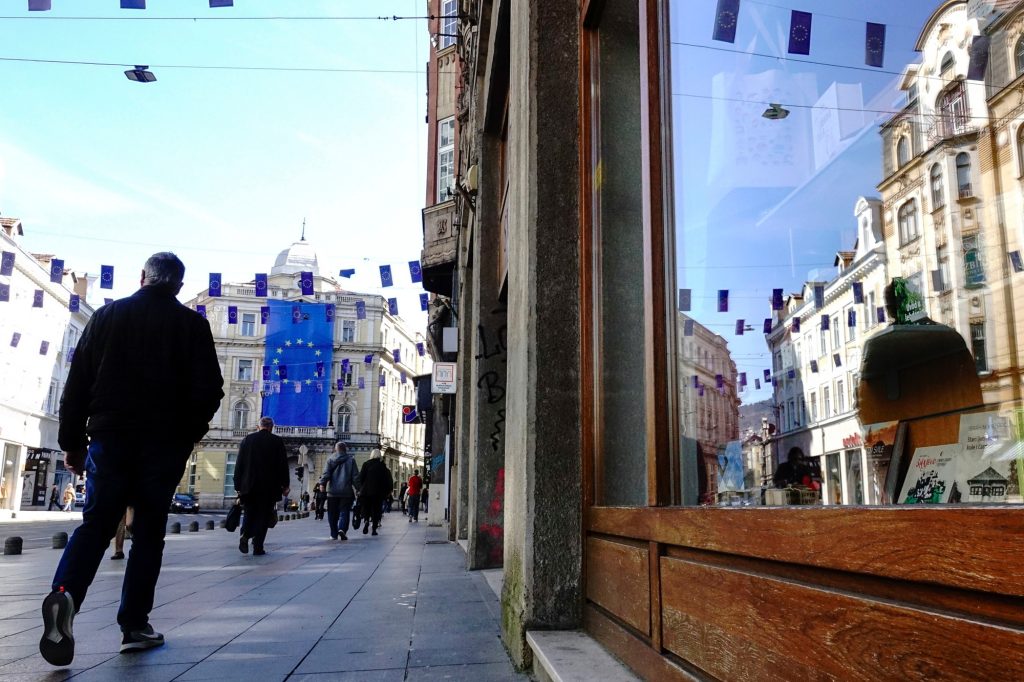 Bosnien / Daumenschrauben für schwarze Schafe: US-Sanktionen machen Politikern zu schaffen