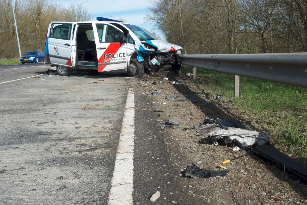 Missglückte Verfolgungsjagd / Polizistin stirbt sechs Jahre nach Unfall in Lausdorn