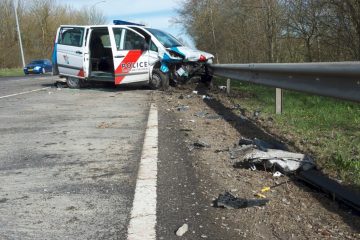 Missglückte Verfolgungsjagd / Polizistin stirbt sechs Jahre nach Unfall in Lausdorn