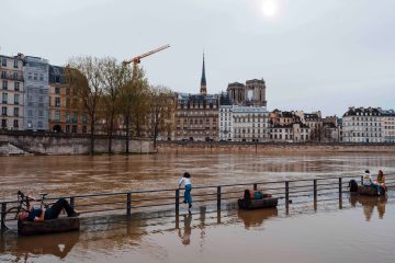 Triathlon / Paris hat keinen Plan B: Schwimmwettbewerb droht bei Olympia auszufallen