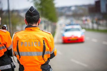 Kontrollen / Polizei erwischt Verkehrssünder – einmal 60 km/h zu schnell, einmal alkoholisiert