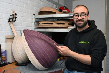 Dommeldingen / Musikinstrumente „made in Luxembourg“: Didac Zerrouk baut Gitarren, Ukulelen und Uds