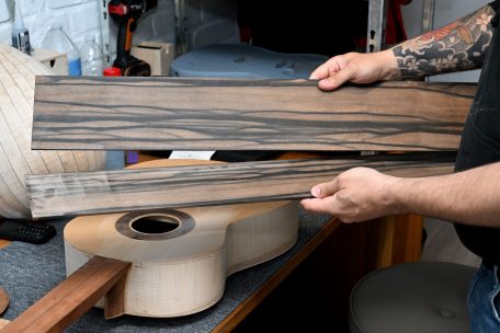 Der Wahl des Holzes wirkt sich auf den Preis und den Ton aus