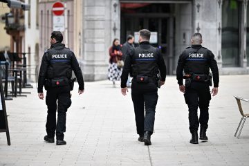Polizei / Bilanz zu Hauptstadt-Einsatz: Drei Bettel-Protokolle in drei Monaten und 90 neue Beamte