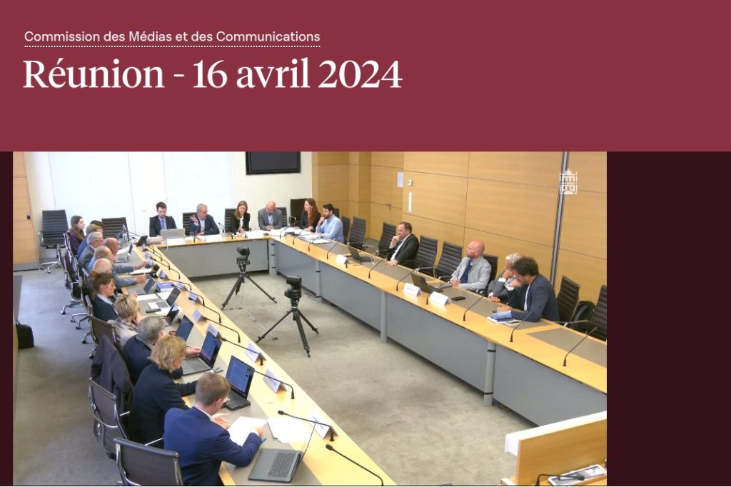 Transparenz / Chamber ganz nüchtern: Medienausschuss wird erstmals öffentlich übertragen