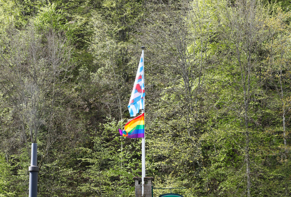 Kayl-Tetingen / Regenbogen- statt Südstaatenflagge: Sport-Schéiss-Club Kayl reagiert auf Kritik