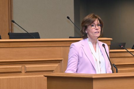 Chamber / Ode an den Finanzplatz: Diane Adehm stellt Bericht zur Haushaltsgesetzesvorlage vor