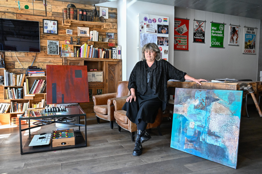 Vernissage im Café Streik in Esch / Danièle Nieles’ erste Ausstellung 