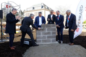 Kayl-Tetingen / Feierliche Grundsteinlegung: Ein neuer Schulcampus entsteht auf Widdem