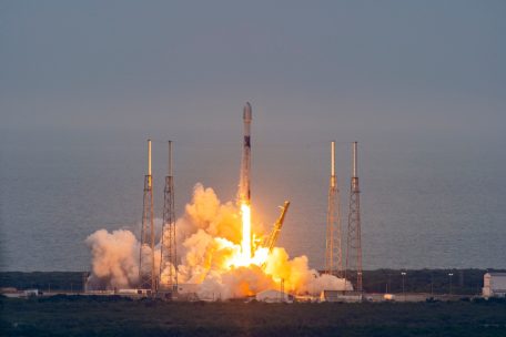 O3b-mPower-Satelliten werden in den Weltraum befördert