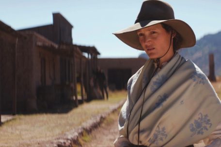 Vicky Krieps dans le rôle de Vivienne