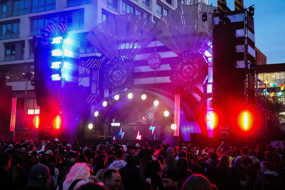 Belval / LOA Festival: Elektrobeats dröhnen zwischen den Hochöfen