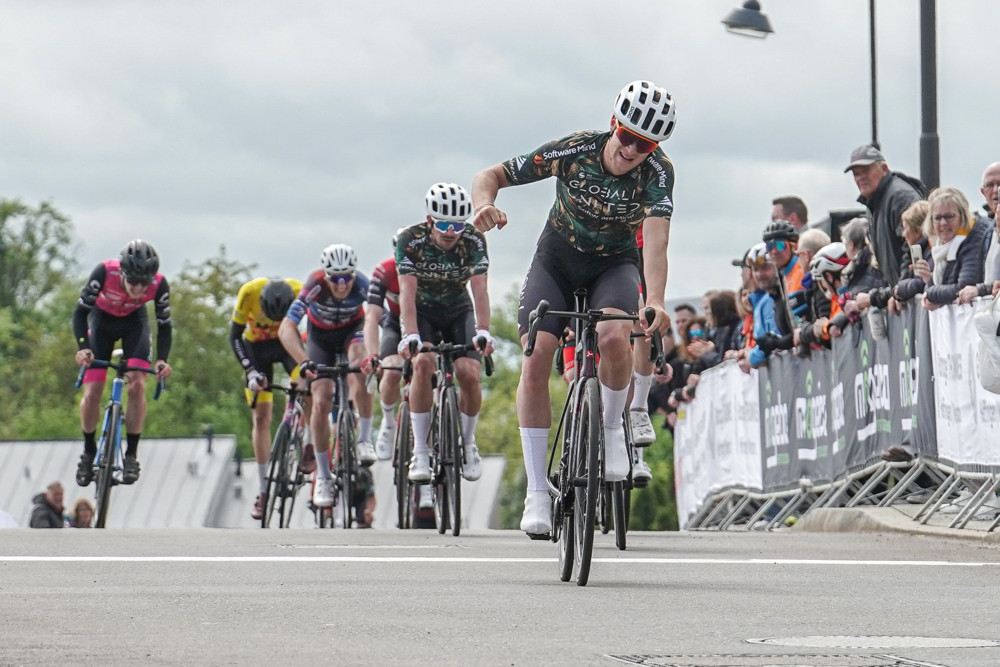 Radsport / Festival der UC Dippach in Schouweiler: Bettendorff siegt im Sprint
