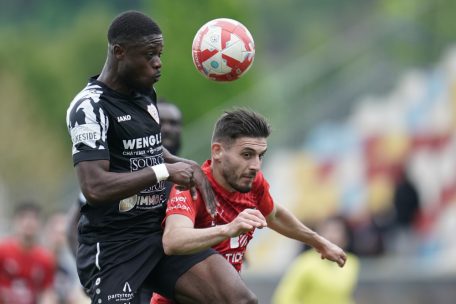 Fofana Kissi (l.) hatte alles im Griff, auch Artur Abreu 